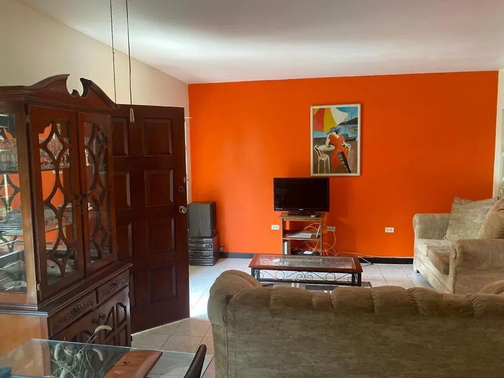 Finest Accommodation Renfrew Place 1 Bedroom Apt # 42 New Kgn 4--12 Renfrew Rd Kingston Apartment