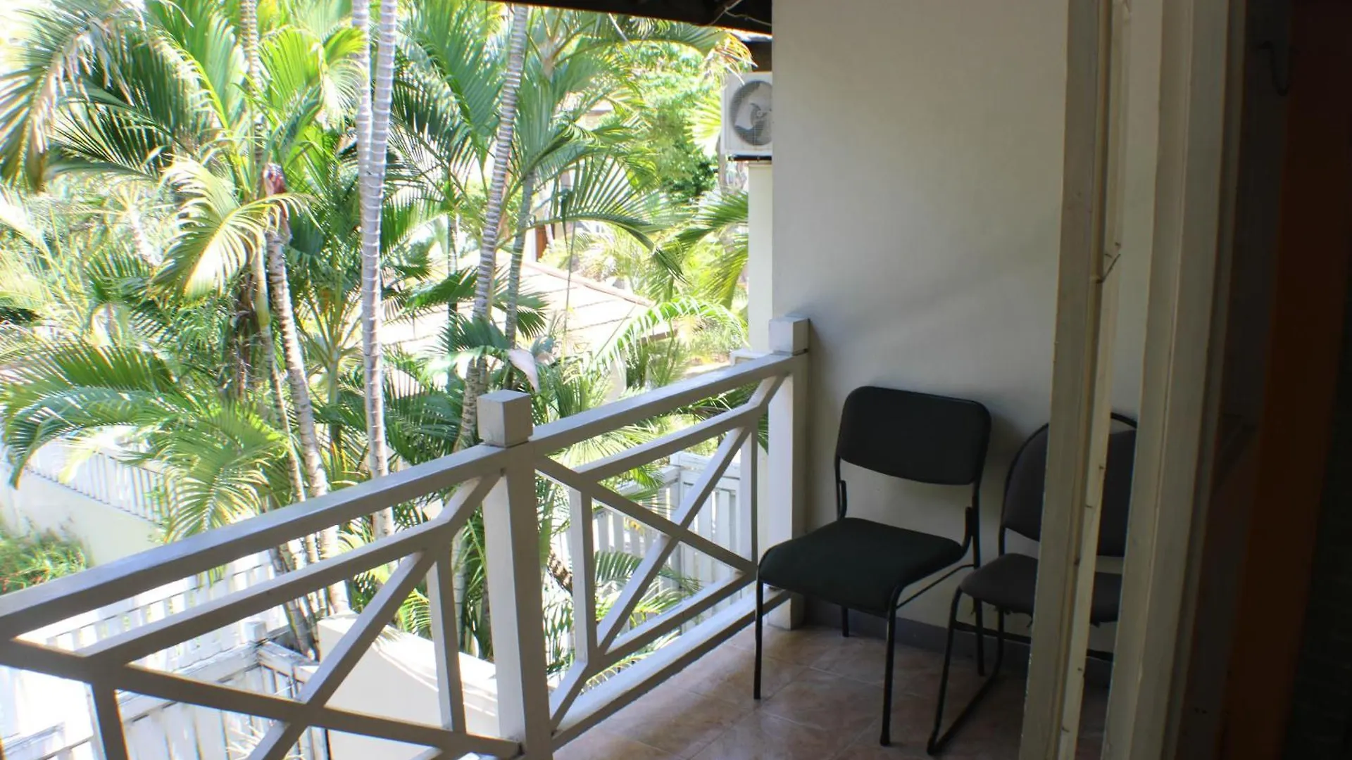 Finest Accommodation Renfrew Place 1 Bedroom Apt # 42 New Kgn 4--12 Renfrew Rd Kingston 0*,
