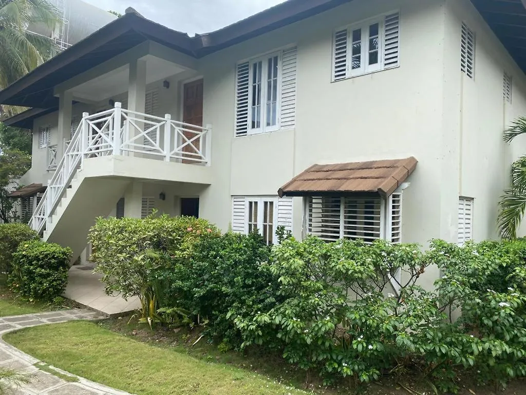 Apartment Finest Accommodation Renfrew Place 1 Bedroom Apt # 42 New Kgn 4--12 Renfrew Rd Kingston