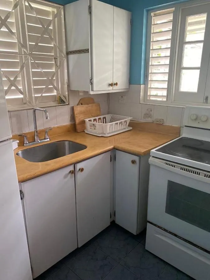 Apartment Finest Accommodation Renfrew Place 1 Bedroom Apt # 42 New Kgn 4--12 Renfrew Rd Kingston