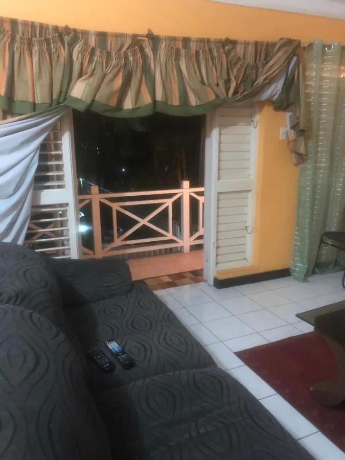 Finest Accommodation Renfrew Place 1 Bedroom Apt # 42 New Kgn 4--12 Renfrew Rd Kingston 0*,  Jamaica