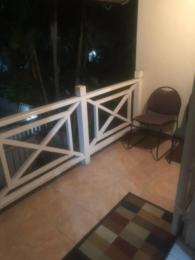 Finest Accommodation Renfrew Place 1 Bedroom Apt # 42 New Kgn 4--12 Renfrew Rd Kingston Apartment