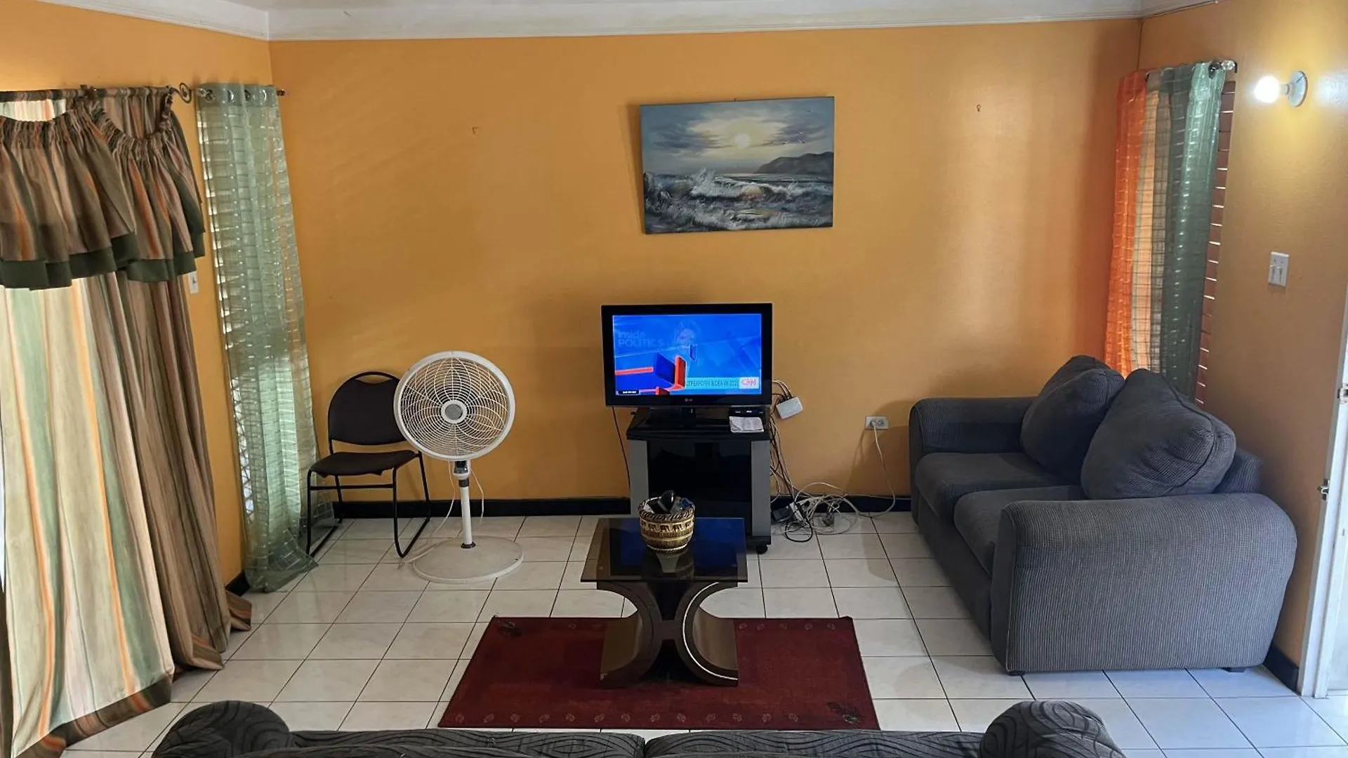Finest Accommodation Renfrew Place 1 Bedroom Apt # 42 New Kgn 4--12 Renfrew Rd Kingston Apartment